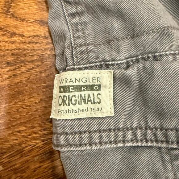 (40x30) Wrangler Hero Originals Cargo Pants – Gray - Picture 2 of 5